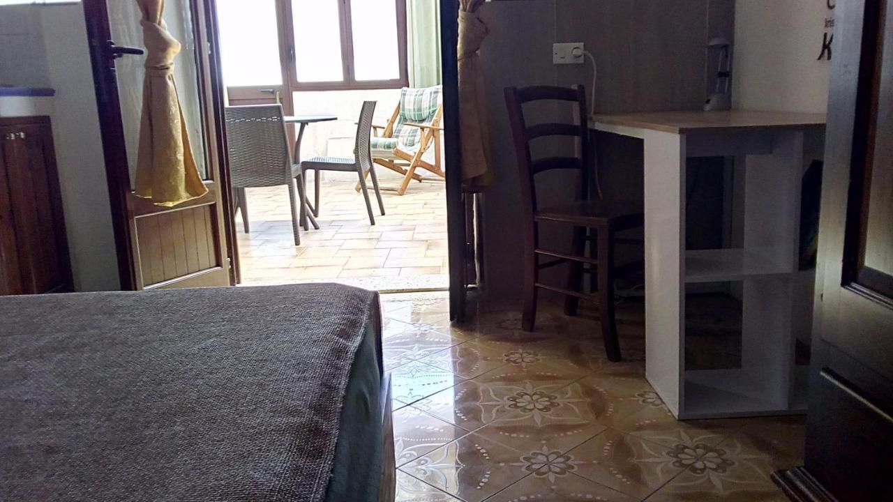 B&B Casa Frank Стромболи Экстерьер фото