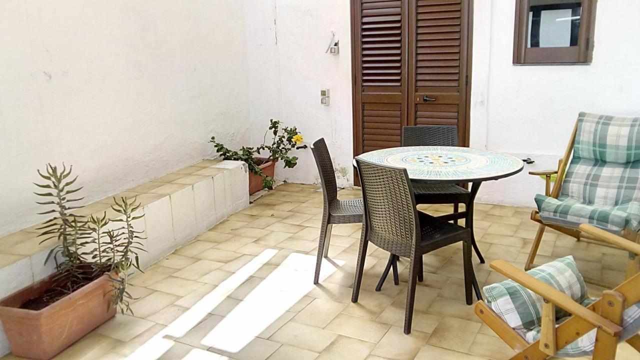 B&B Casa Frank Стромболи Экстерьер фото