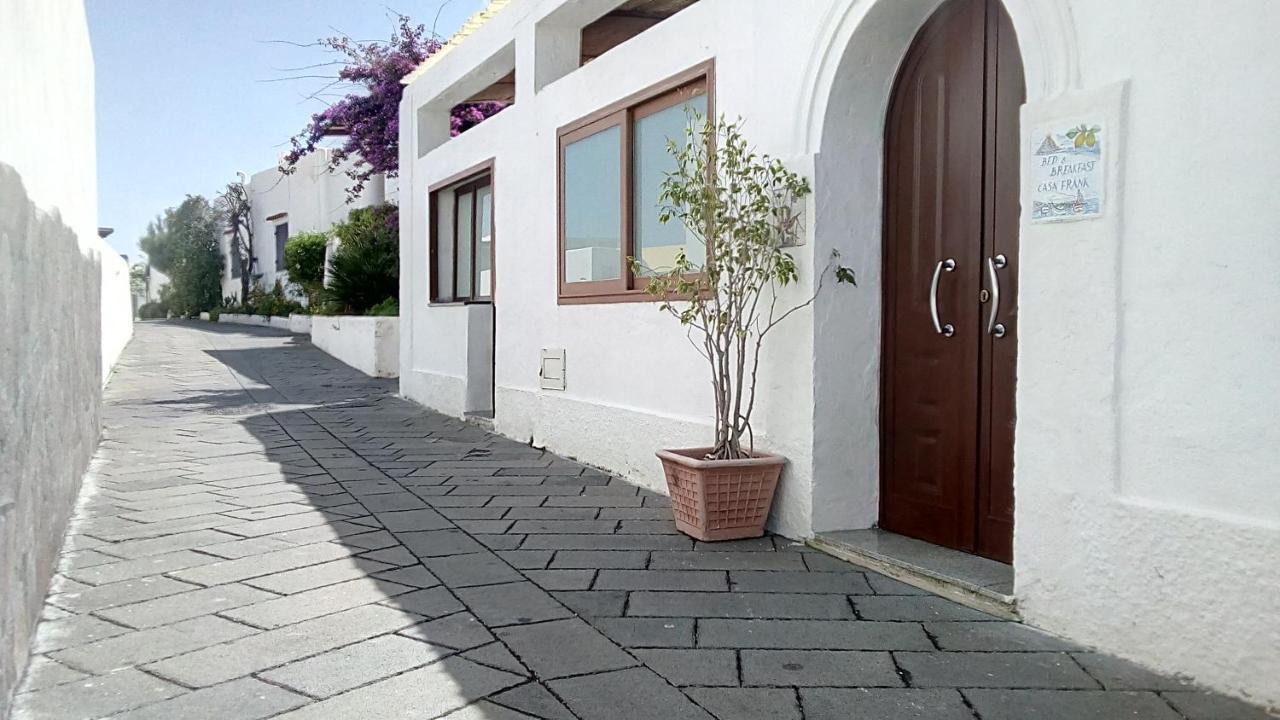 B&B Casa Frank Стромболи Экстерьер фото